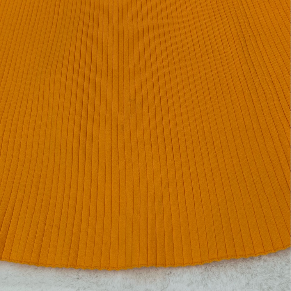 NWT Sandro Assiya Halter Bodysuit & Bussy Skort w/ Small Seam Rip & Mark on Back - Picture 13 of 16
